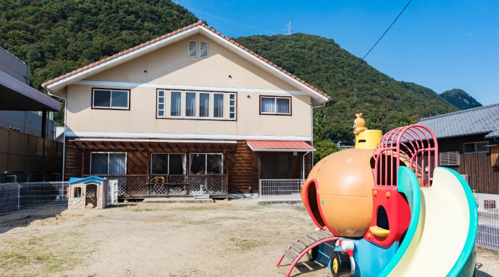 写真：建物の外観